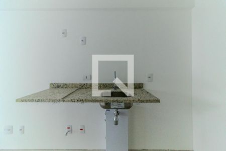 Cozinha de kitnet/studio à venda com 1 quarto, 24m² em Santa Ifigênia, São Paulo