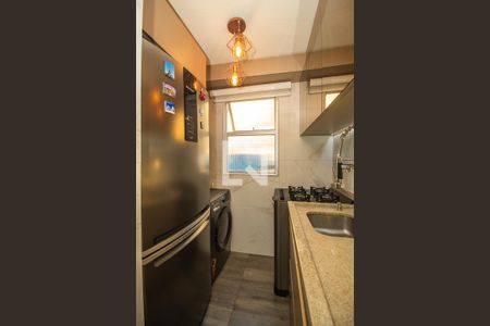 Cozinha de apartamento para alugar com 2 quartos, 42m² em Partenon, Porto Alegre