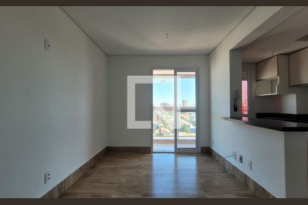 Sala de apartamento à venda com 2 quartos, 93m² em Vila Curuçá, Santo André