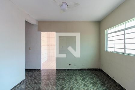 Sala 1 de casa à venda com 5 quartos, 198m² em Vila Gustavo, São Paulo