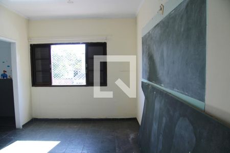 Suíte  de casa à venda com 4 quartos, 408m² em Vila Sao Paulo, Guarulhos