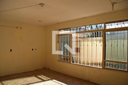 Sala  de casa à venda com 4 quartos, 408m² em Vila Sao Paulo, Guarulhos