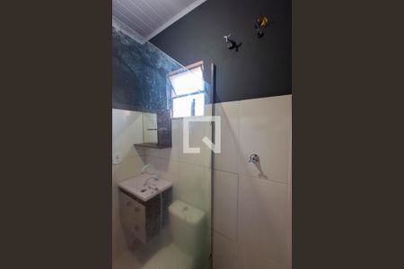 Banheiro de casa para alugar com 1 quarto, 20m² em Fátima, Niterói