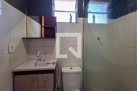 Banheiro de casa para alugar com 1 quarto, 20m² em Fátima, Niterói