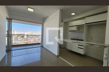 Detalhe Sala de apartamento para alugar com 2 quartos, 75m² em Vila Matias, Santos