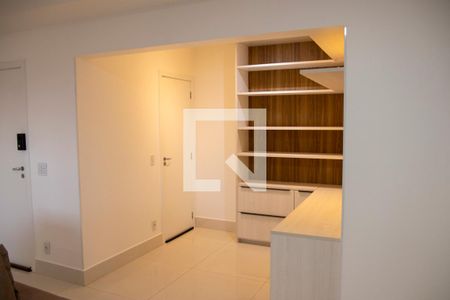 Sala de apartamento para alugar com 3 quartos, 105m² em Park Lozandes, Goiânia