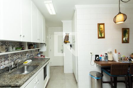 Cozinha de apartamento à venda com 2 quartos, 95m² em Indianópolis, São Paulo