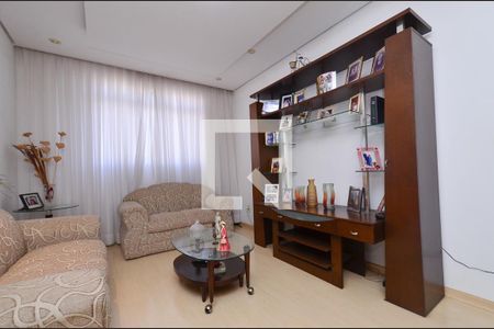 Sala de estar de apartamento à venda com 3 quartos, 120m² em Sagrada Família, Belo Horizonte