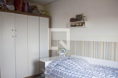 Quarto 2 de casa para alugar com 2 quartos, 60m² em Vila Merces, Carapicuíba