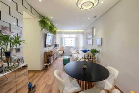 Sala de apartamento à venda com 2 quartos, 70m² em Bela Vista, São Paulo