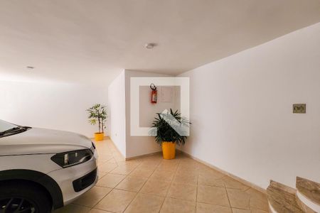 Casa de condomínio para alugar com 316m², 3 quartos e 6 vagas Casa de condomínio para alugar com 316m², 3 quartos e 6 vagasGaragem