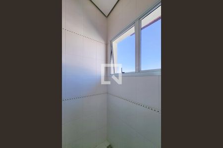 Casa de condomínio para alugar com 316m², 3 quartos e 6 vagas Casa de condomínio para alugar com 316m², 3 quartos e 6 vagasBanheiro 2