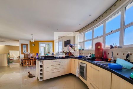 Casa de condomínio para alugar com 316m², 3 quartos e 6 vagas Casa de condomínio para alugar com 316m², 3 quartos e 6 vagasCozinha