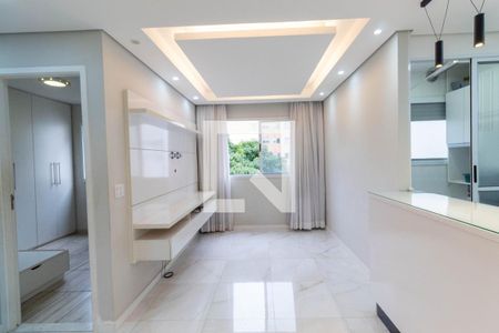 Sala de apartamento para alugar com 2 quartos, 46m² em Jardim São Francisco (zona Leste), São Paulo