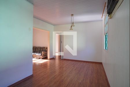 Sala de casa à venda com 3 quartos, 140m² em Jardim Lindóia, Porto Alegre