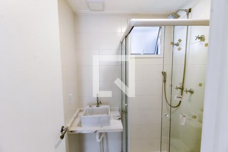 Banheiro  de apartamento à venda com 2 quartos, 51m² em Jardim Monte Alegre, Taboão da Serra