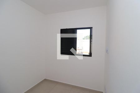 Quarto 2 de apartamento para alugar com 2 quartos, 40m² em Vila Carlos de Campos, São Paulo