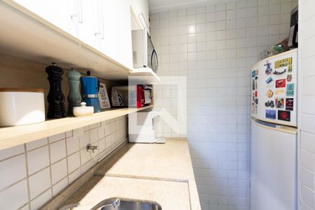 Cozinha de apartamento à venda com 2 quartos, 50m² em Indianópolis, São Paulo