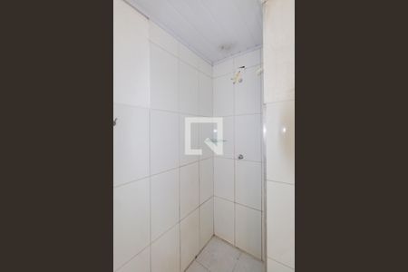 Banheiro  de kitnet/studio para alugar com 1 quarto, 27m² em Jardim Nossa Senhora do Carmo, São Paulo