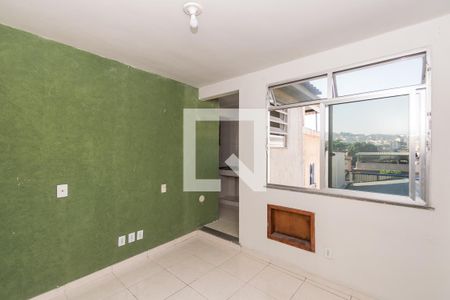 Sala de apartamento para alugar com 1 quarto, 40m² em Penha, Rio de Janeiro