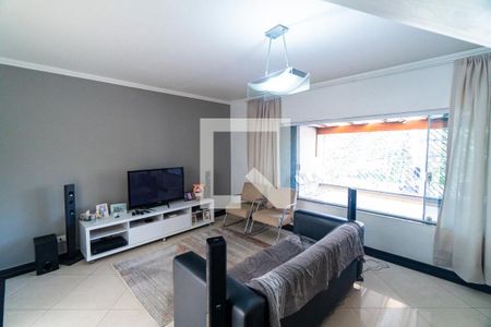 Sala de casa à venda com 5 quartos, 280m² em Jardim Jabaquara, São Paulo