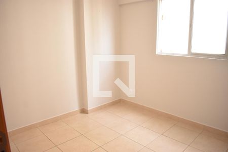 Quarto 2 de apartamento para alugar com 2 quartos, 54m² em Setor Qi, Brasília