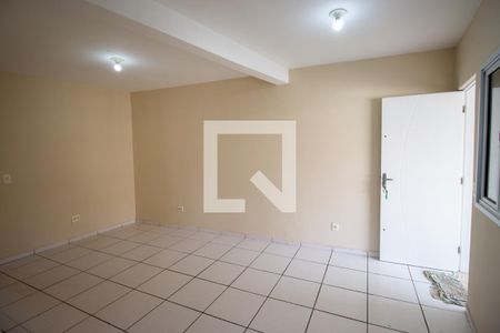 Casa para alugar com 72m², 2 quartos e 1 vagaSala