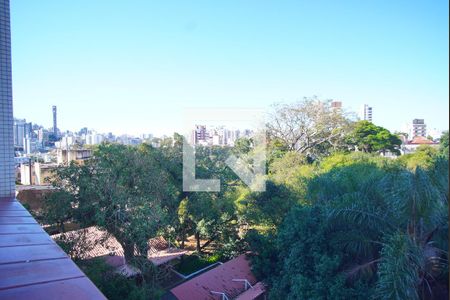 Quarto 1 - Suíte - Vista de apartamento para alugar com 3 quartos, 124m² em Petrópolis, Porto Alegre