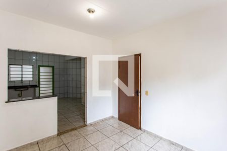 Sala de apartamento para alugar com 3 quartos, 75m² em Novo Alvorada, Belo Horizonte