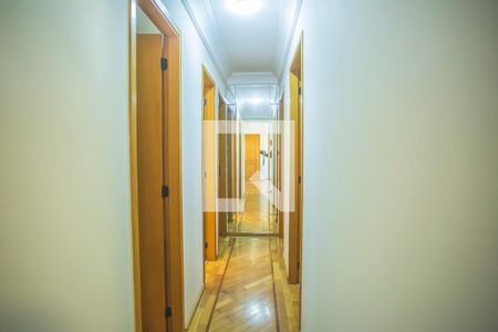 Corredor - Quartos de apartamento para alugar com 4 quartos, 90m² em Saúde, São Paulo