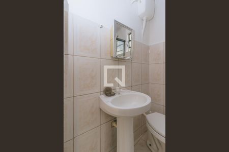 Banheiro de kitnet/studio para alugar com 1 quarto, 25m² em Jardim Satélite, São José dos Campos