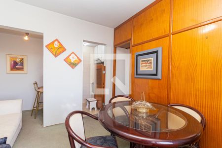 Sala de apartamento à venda com 1 quarto, 50m² em Morro dos Ingleses, São Paulo