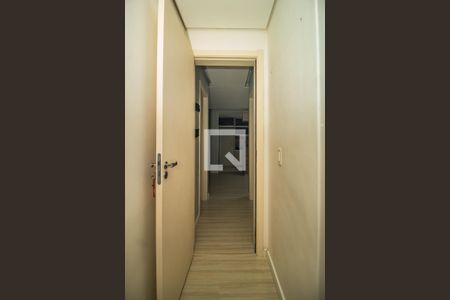 Corredor de apartamento para alugar com 2 quartos, 60m² em Cavalhada, Porto Alegre