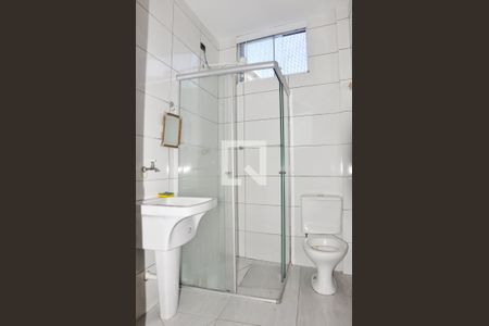 Banheiro / Area de Serviço de casa para alugar com 2 quartos, 47m² em Vila Santa Maria, São Paulo