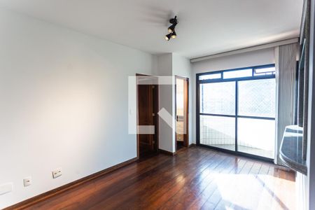 Sala de apartamento à venda com 1 quarto, 47m² em Cruzeiro, Belo Horizonte