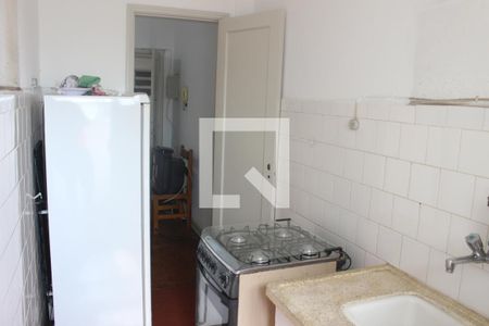 Cozinha de apartamento para alugar com 1 quarto, 30m² em Catiapoã, São Vicente