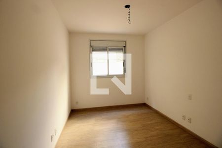 Quarto de apartamento à venda com 3 quartos, 182m² em Buritis, Belo Horizonte