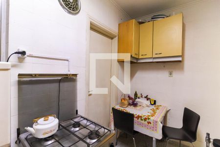 Cozinha de apartamento à venda com 2 quartos, 65m² em Vila Cláudia, São Paulo