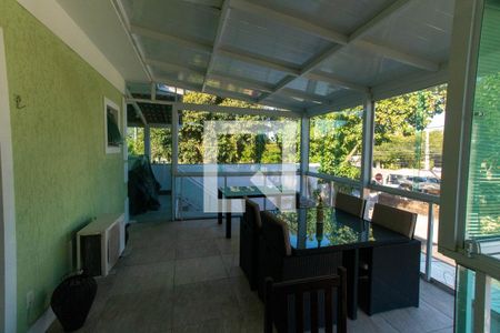 Casa à venda com 325m², 4 quartos e 2 vagas Casa à venda com 325m², 4 quartos e 2 vagasVaranda do Quarto 3