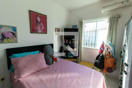 Casa à venda com 325m², 4 quartos e 2 vagas Casa à venda com 325m², 4 quartos e 2 vagasQuarto 2