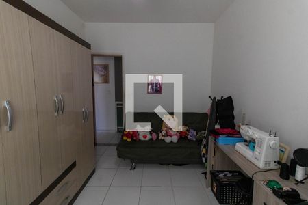 Casa à venda com 325m², 4 quartos e 2 vagas Casa à venda com 325m², 4 quartos e 2 vagasQuarto 1