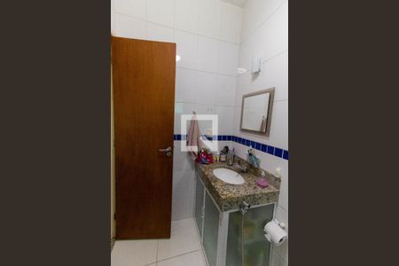 Casa à venda com 325m², 4 quartos e 2 vagas Casa à venda com 325m², 4 quartos e 2 vagasBanheiro do Quarto 3