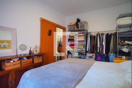 Quarto de apartamento à venda com 1 quarto, 89m² em Passo D’areia, Porto Alegre