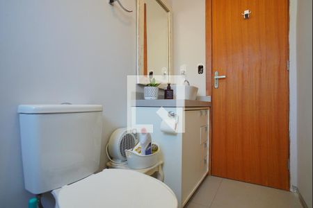 Banheiro Corredor de apartamento para alugar com 1 quarto, 89m² em Passo D’areia, Porto Alegre