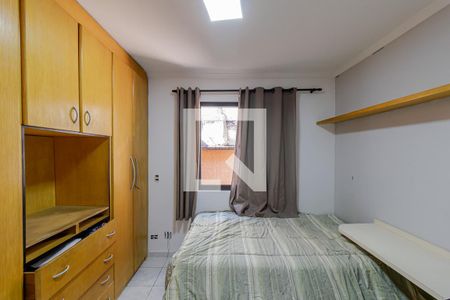 Quarto 1 de casa de condomínio para alugar com 4 quartos, 88m² em Vila Caraguatá, São Paulo