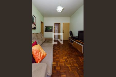 Sala de apartamento à venda com 3 quartos, 80m² em Padre Eustáquio, Belo Horizonte