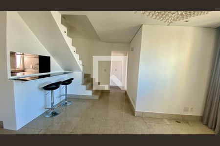 Sala 1 de apartamento para alugar com 2 quartos, 170m² em Belvedere, Belo Horizonte