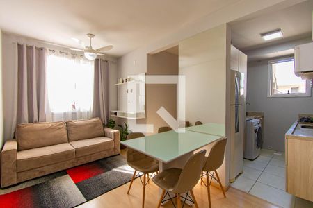 Sala de apartamento à venda com 2 quartos, 48m² em Olaria, Canoas