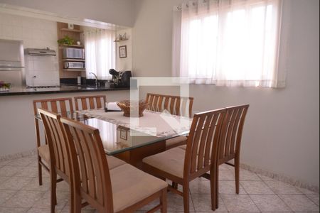 Sala de Jantar de casa à venda com 3 quartos, 211m² em Vila Camilopolis, Santo André