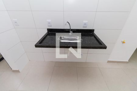 Sala e Cozinha de apartamento para alugar com 2 quartos, 39m² em Vila Euthalia, São Paulo